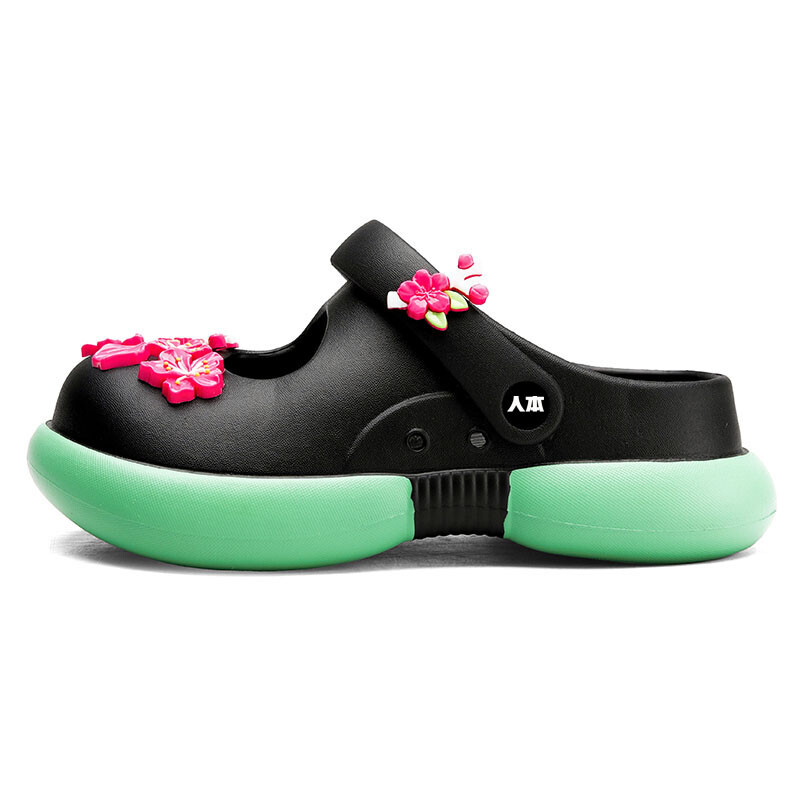 

Сабо Humanism 1986 Clogs Women's, черный