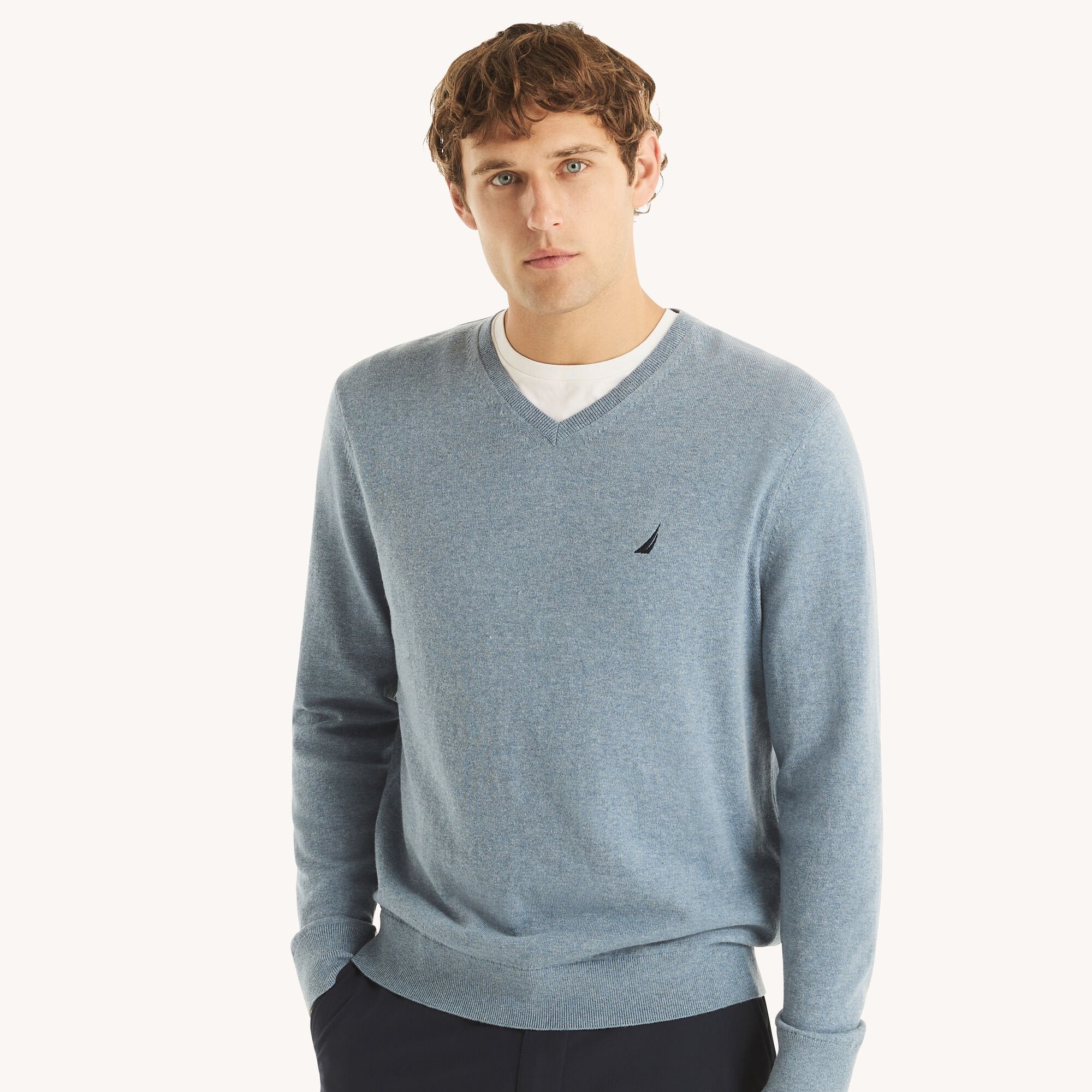 

Nautica Mens Navtech палубный свитер с V-образным вырезом, цвет deep anchor heather