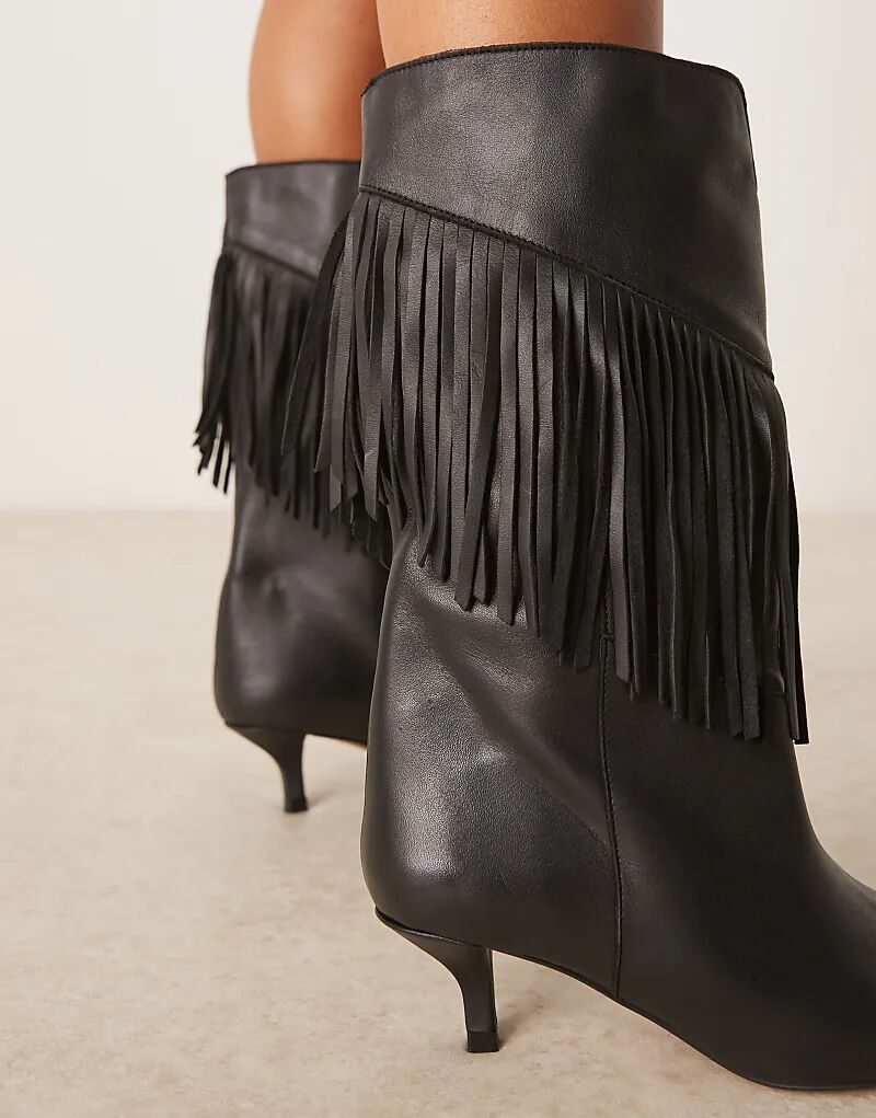Женские сапоги ASOS DESIGN Carmine кожаные с бахромой, черный — фото 4