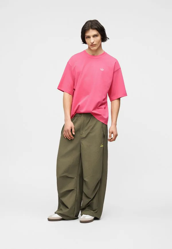 Свободная футболка унисекс, базовая футболка Adidas Originals, Pink Fusion