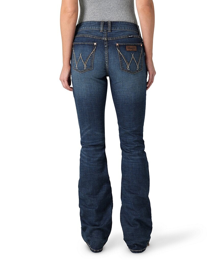 

Wrangler со средней посадкой W Джинсы Bootcut со стежками на спине, синий