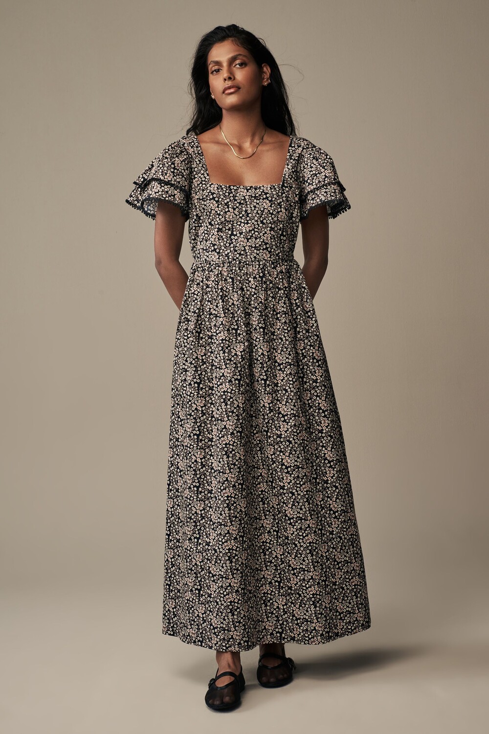 

Платье макси с открытой спиной Laura Ashley, синий