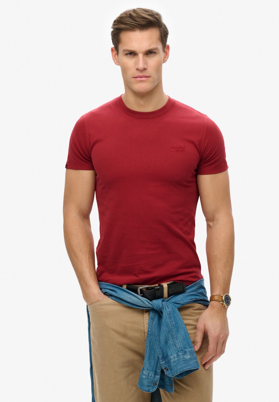 

Футболка Superdry & Co VINTAGE LOGO EMBROIDERED, League Red/Red, Красный, Футболка Superdry & Co VINTAGE LOGO EMBROIDERED, League Red/Red