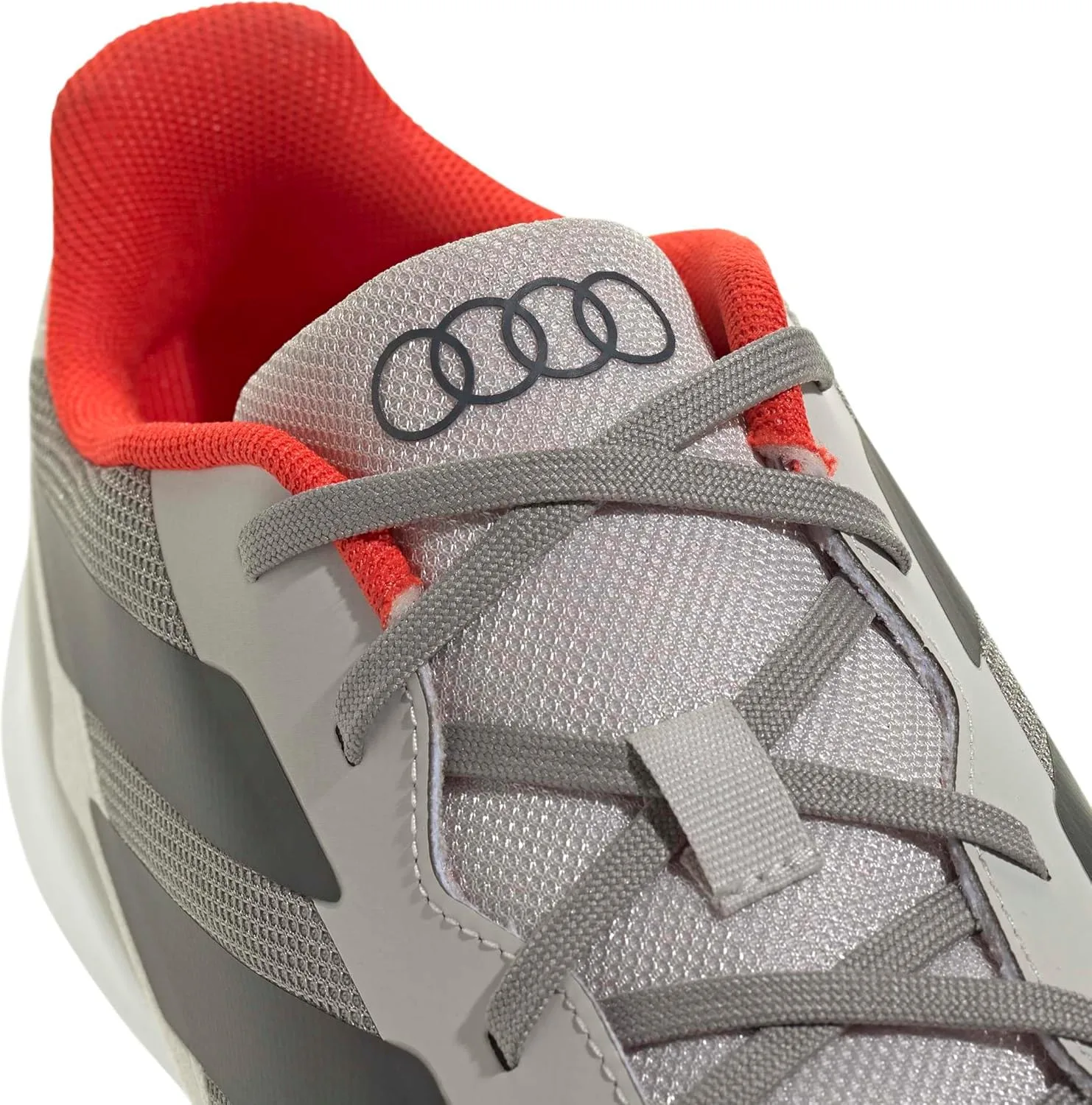 Кроссовки Adidas Feroza Base Audi F1 Team, черный/красный/жемчужный — фото 4