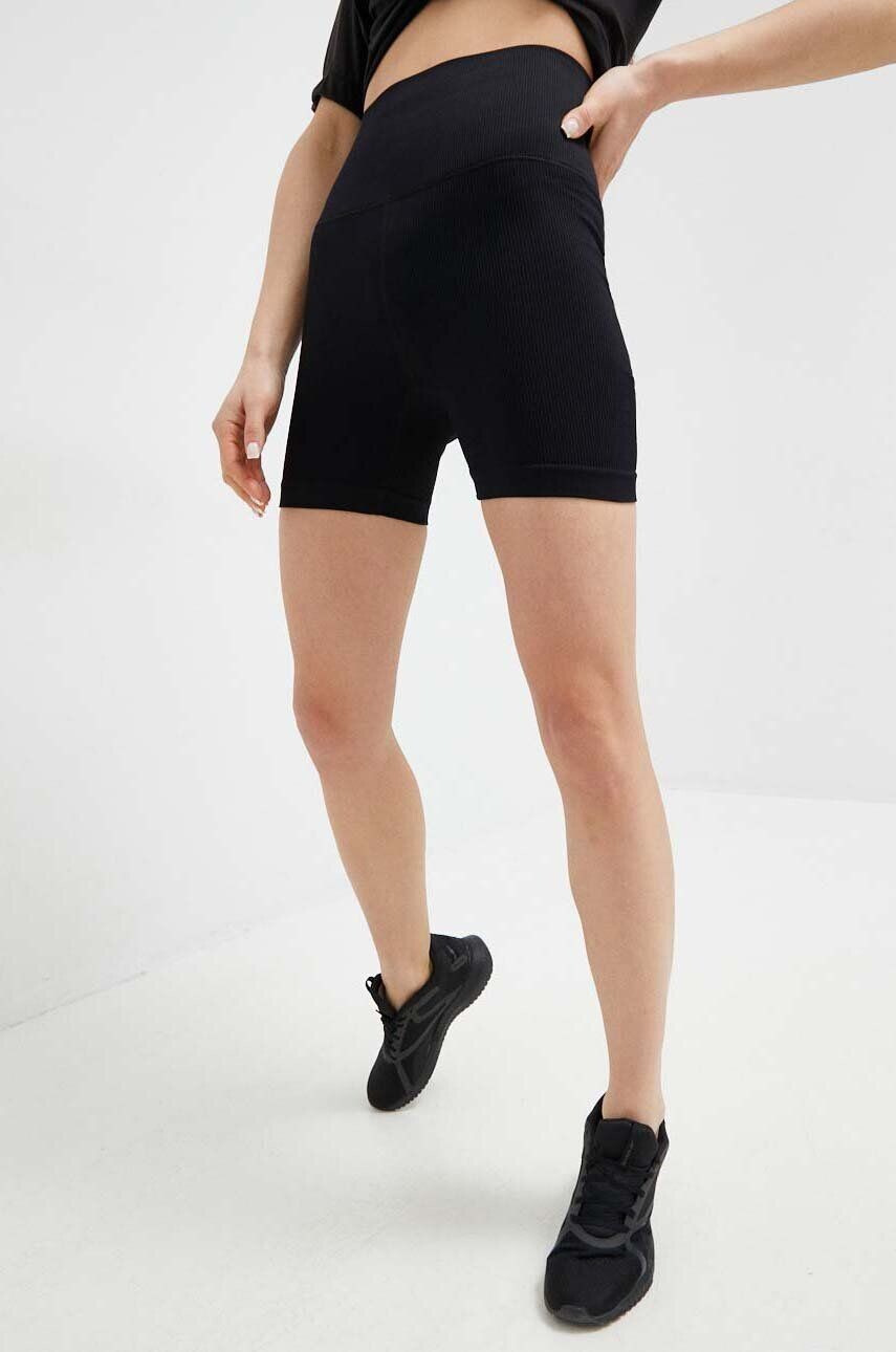 

Спортивные шорты Allure Helly Hansen, черный