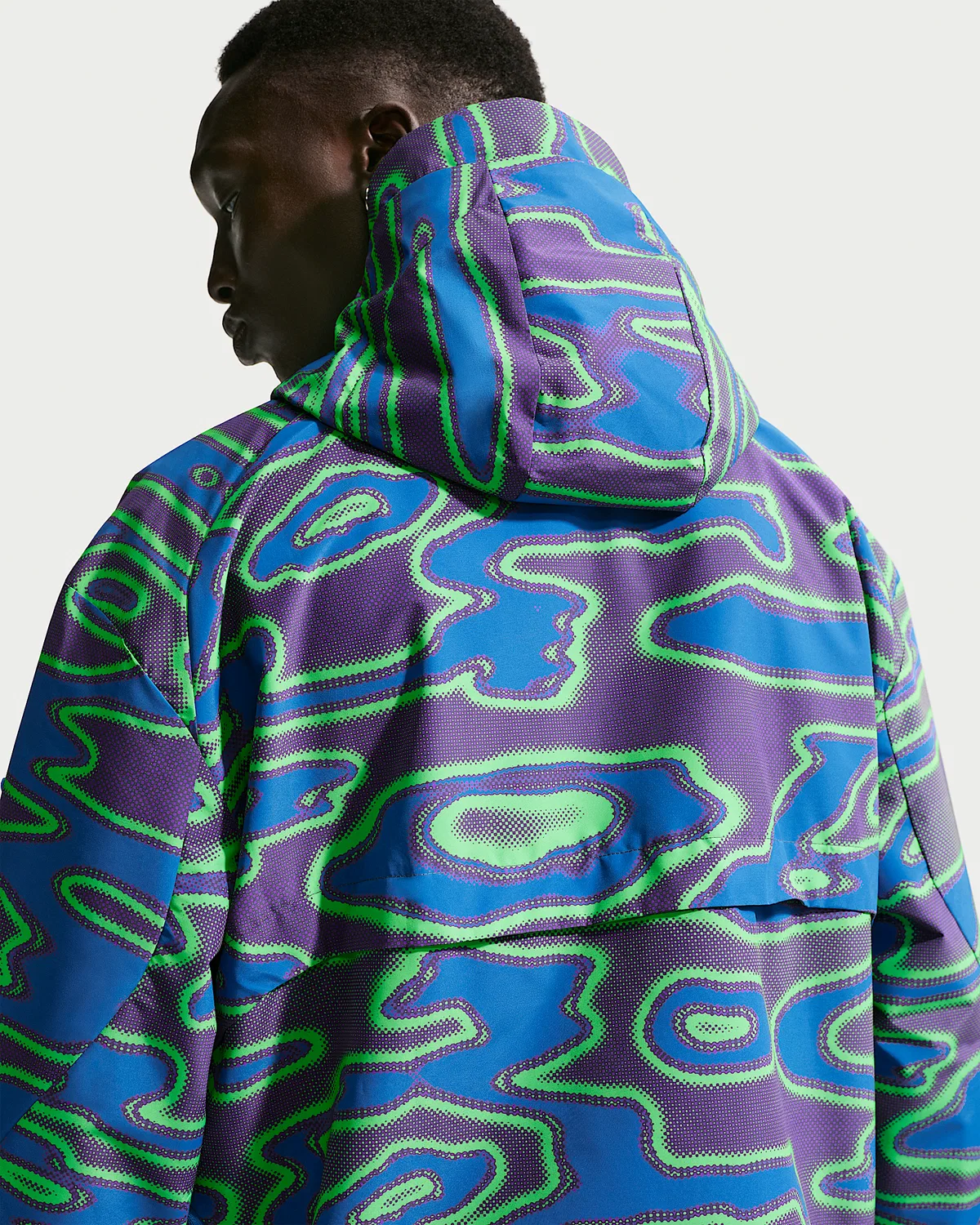 Мужская ветровка Nike Project F.R.O.G. с капюшоном Storm-FIT, Vivid Purple/Brilliant Blue/Vivid Purple — фото 2