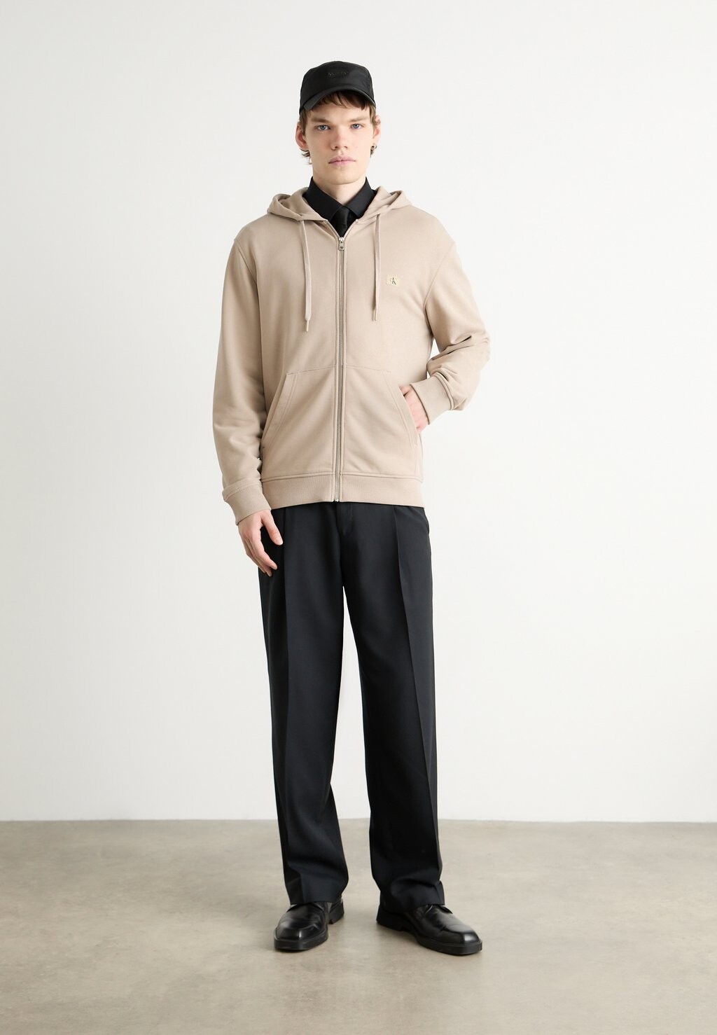

Толстовка на молнии WOVEN LABEL ZIP THROUGH HOODIE Calvin Klein Jeans, светло-розовый