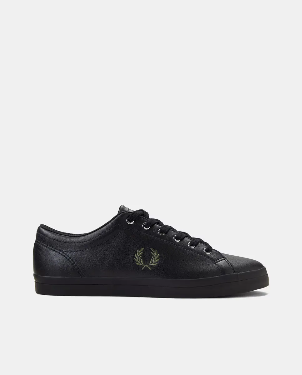 

Низкие мужские кроссовки Baseline из кожи Fred Perry, коричневый