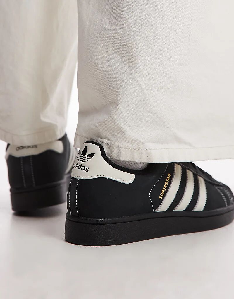 Кроссовки Adidas Originals Superstar II из черного нубука — фото 4