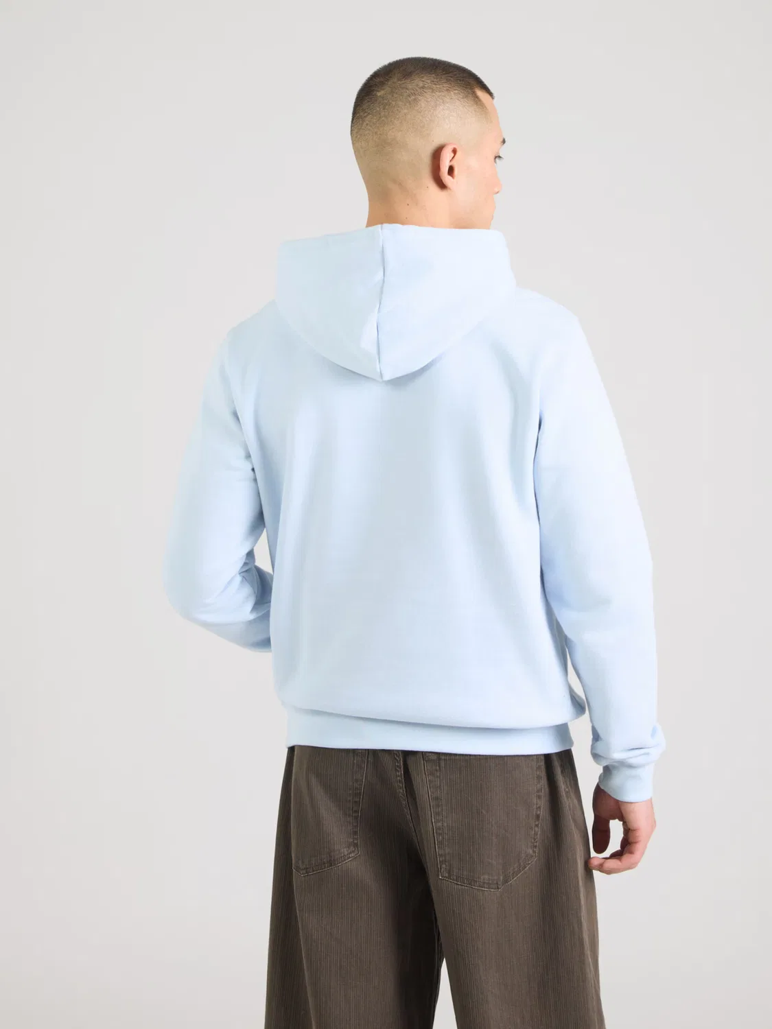 Толстовка Adidas Originals Essentials светло-голубого цвета — фото 4