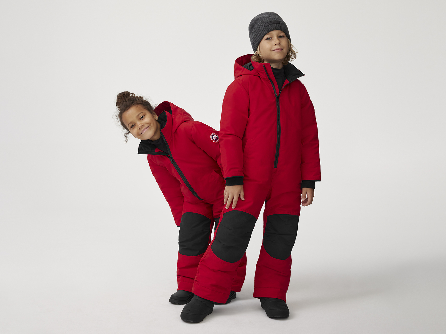 

Зимний комбинезон Canada Goose Kids Grizzly, Fortune Red