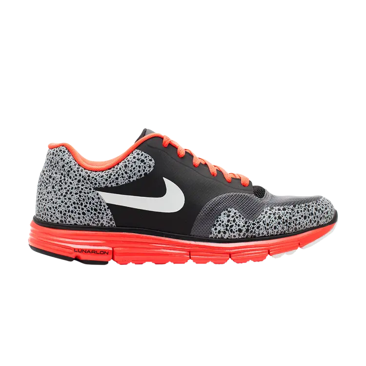 

Кроссовки Nike Lunar Safari Fuse+, черный