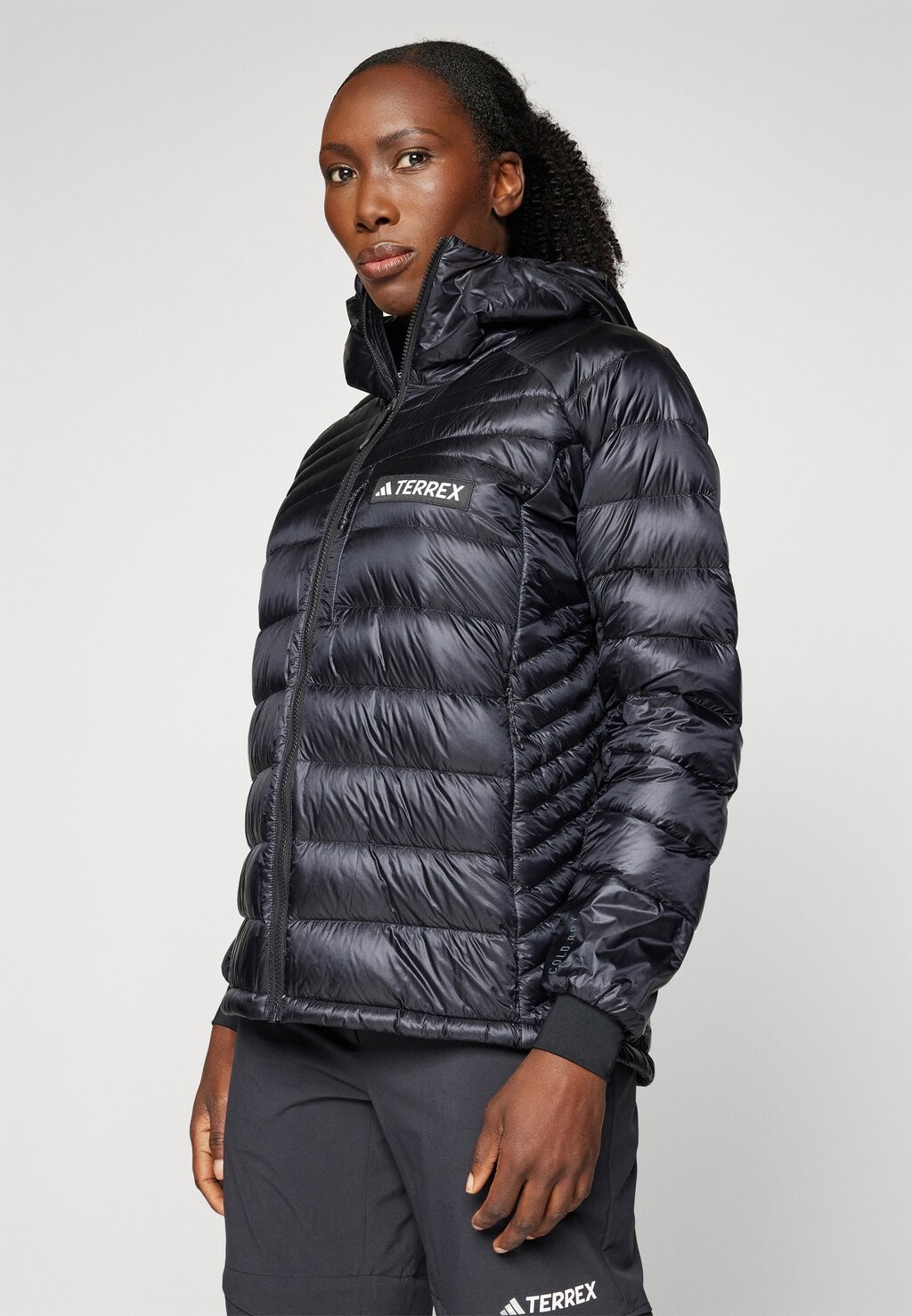 

Зимняя куртка TERREX XPERIOR COLD.RDY DOWN HOODED JACKET Adidas Terrex, черный