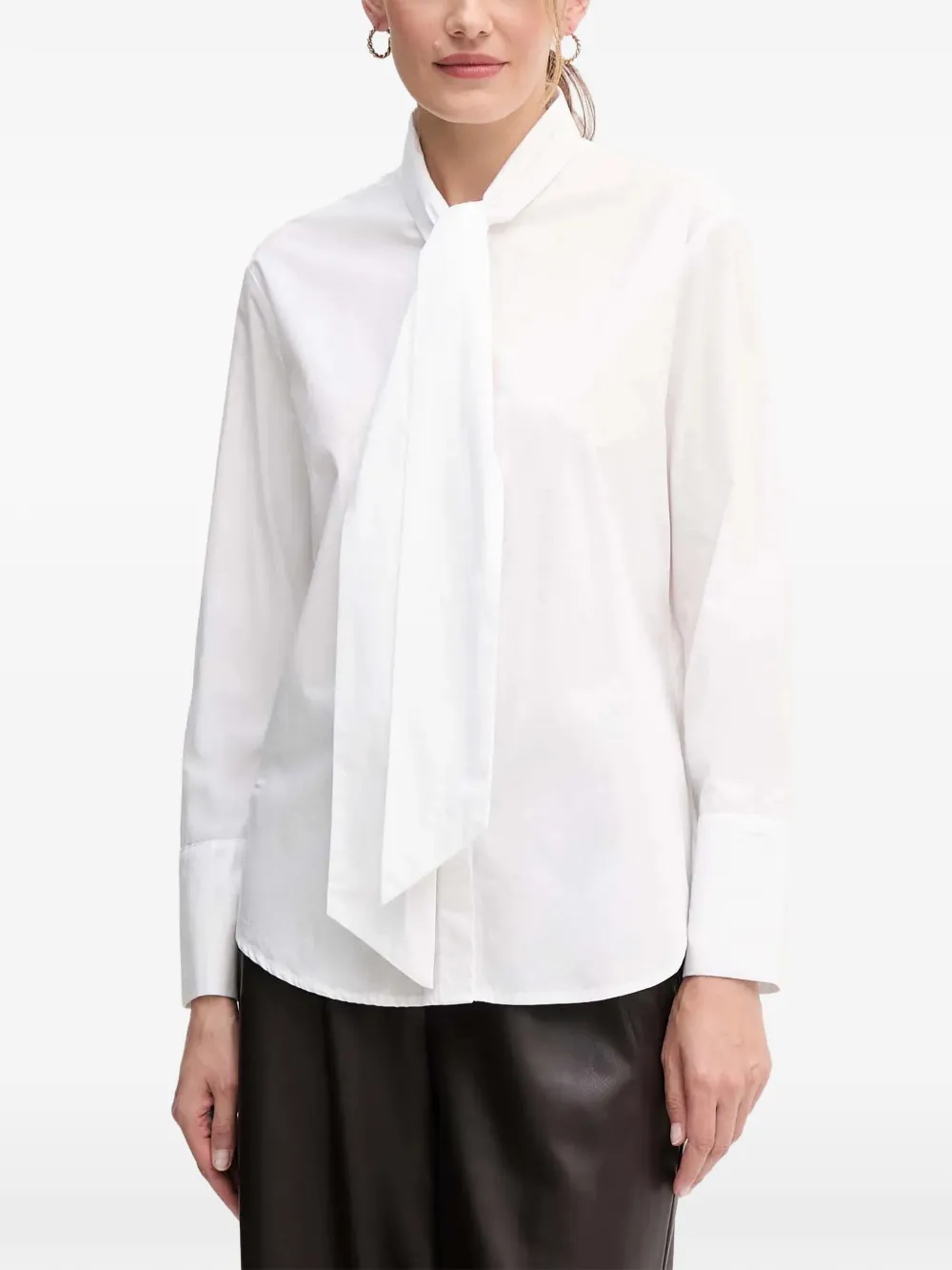 

Блузка с галстуком на шее Oui, белый