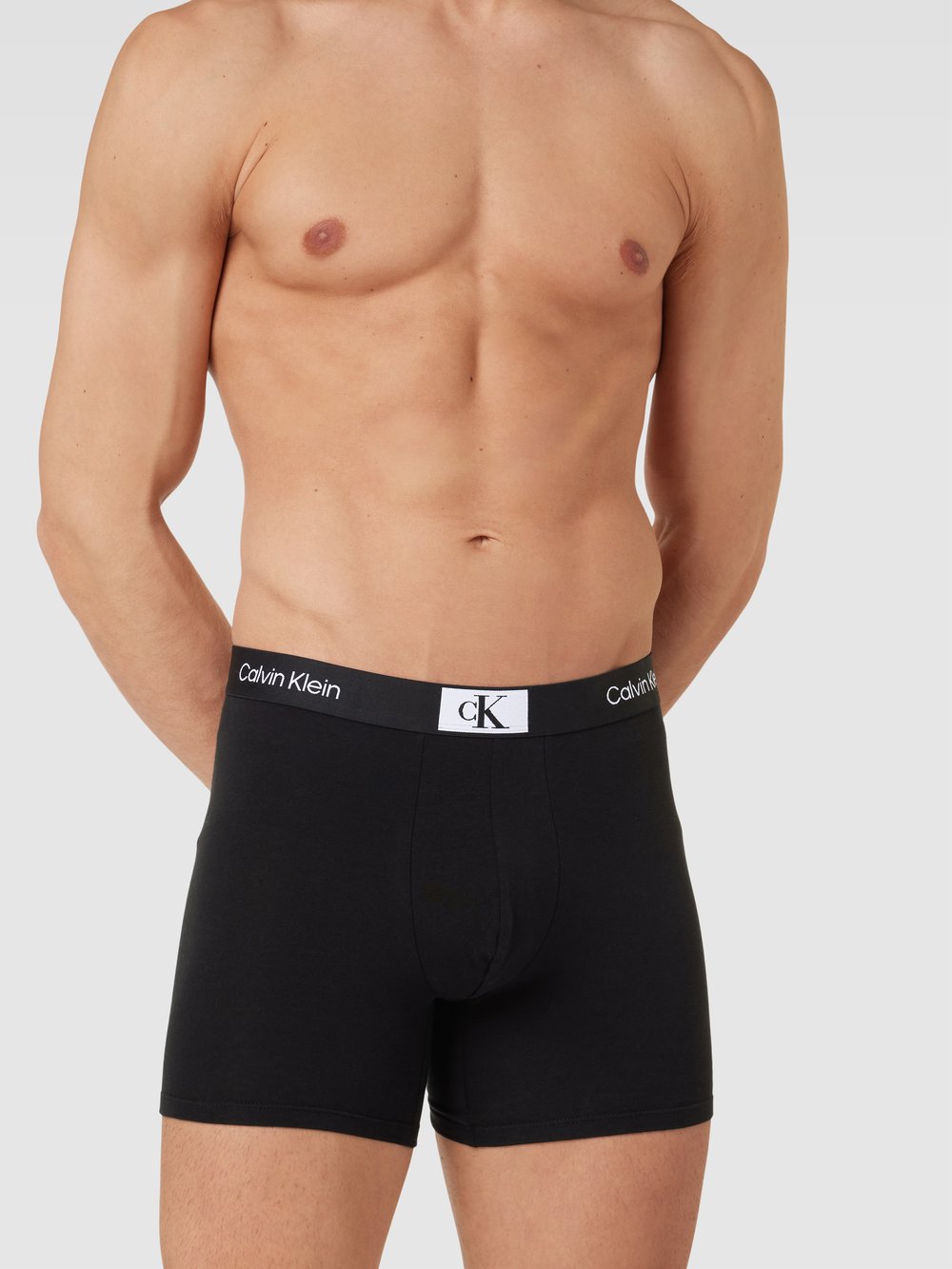 

Трусы с этикеткой Calvin Klein Underwear, черный