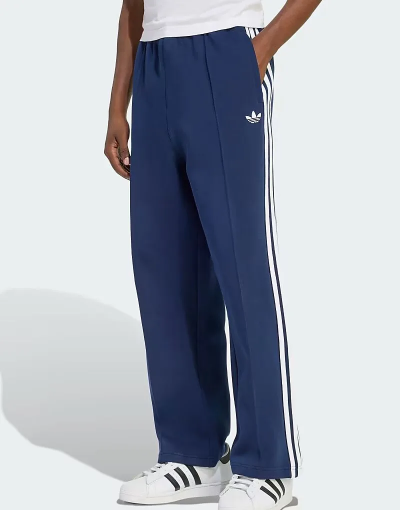 Спортивные брюки Adidas Originals Adicolor spacer baggy track pants цвета «ночной индиго»