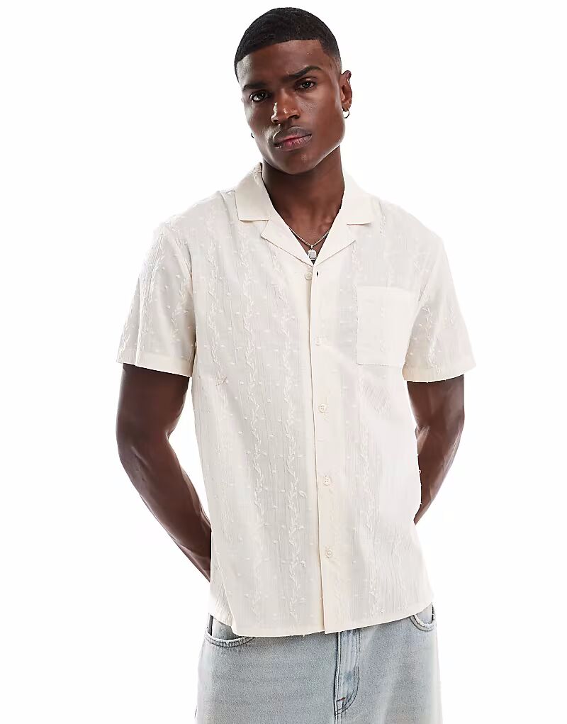 

Рубашка Another Influence с вышитыми полосками и воротником-стойкой песочного цвета