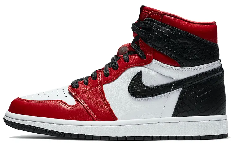 

Jordan 1 Retro High Satin Snake Chicago (женские)