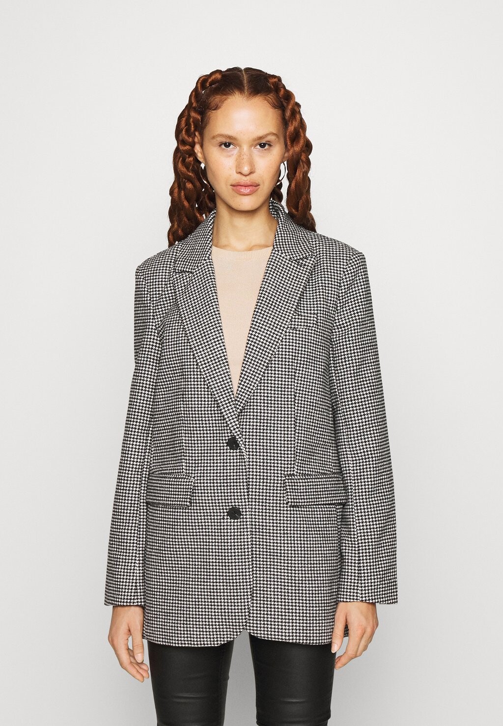 

Короткое пальто OBJTULIPA OVERSIZED BLAZER Object Tall, черный