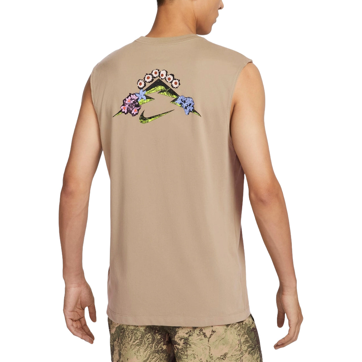 Спортивный топ Nike Dri-FIT Graphic Running Tank Asia Sizing 'Khaki' FZ8053-247, желто-коричневый — фото 2