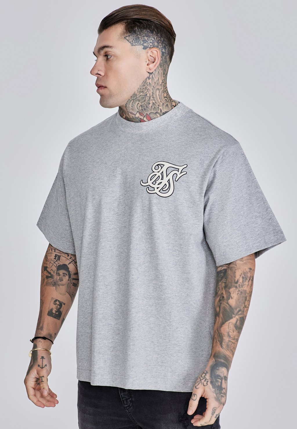 

Футболка с принтом LOGO SIKSILK, серый
