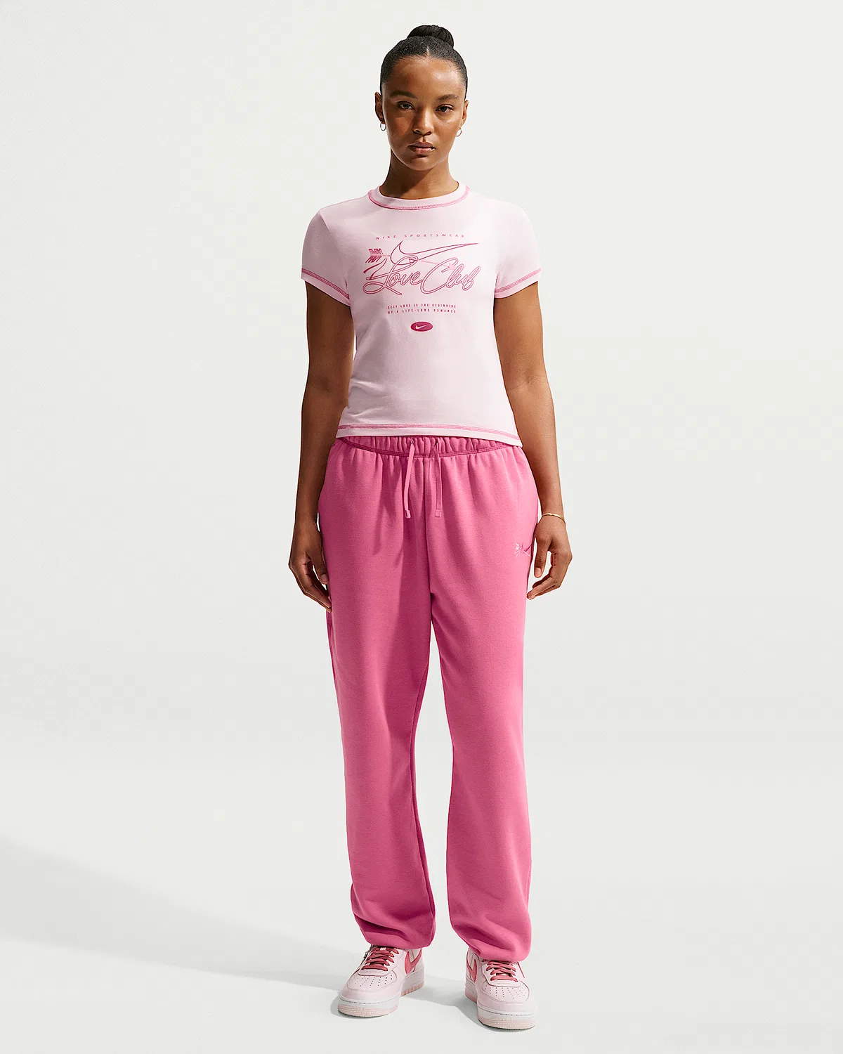 Женские свободные спортивные штаны Nike Sportswear Club Fleece со средней посадкой, Peony/Rush Pink