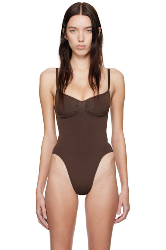 

Коричневый бесшовный боди-стринги Sculpt SKIMS