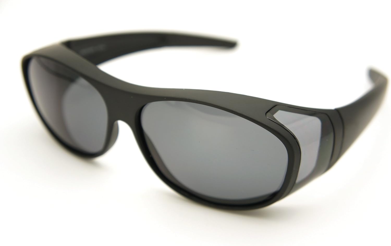 

Защитные накладки на линзы солнцезащитных очков Colorviper Fitover Lens Covers, надеваемые поверх линз поляризованных очков, модель St7659pl COLOR VIPER, Large: Shiny Black / Polarized Smoke Lenses