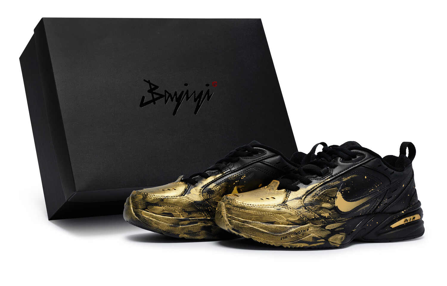

Кроссовки Nike Air Monarch 4 Chunky Sneakers Unisex Low-top Gold, черный/золотой