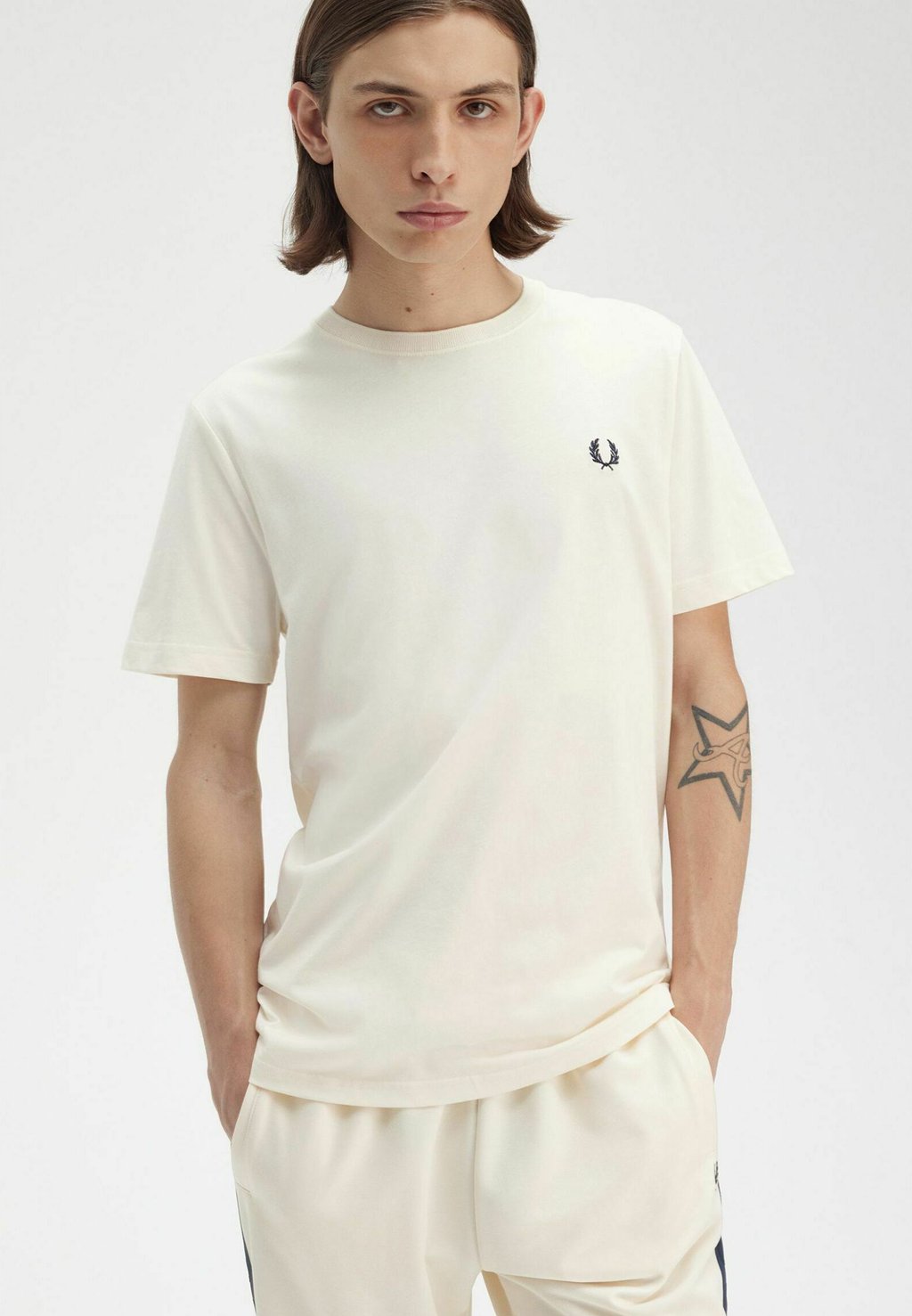 

Базовая футболка GIROCOLLO Fred Perry, белый