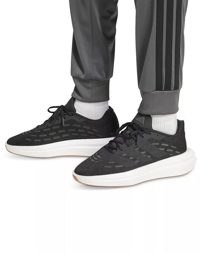 Мужские зауженные книзу спортивные брюки в полоску, стандартного кроя adidas, серый — фото 4