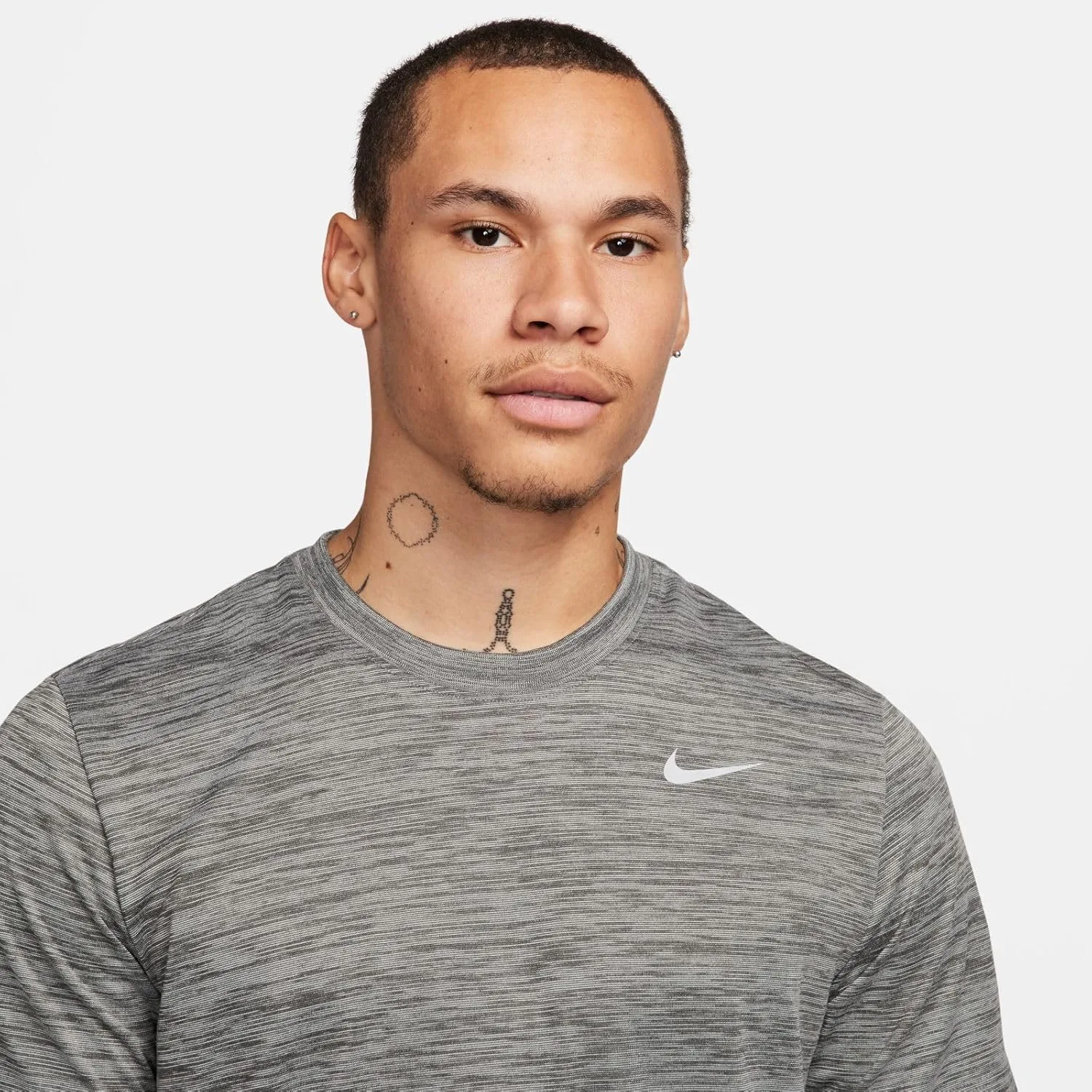 Футболка Nike Dri-Fit для тренировок — фото 4