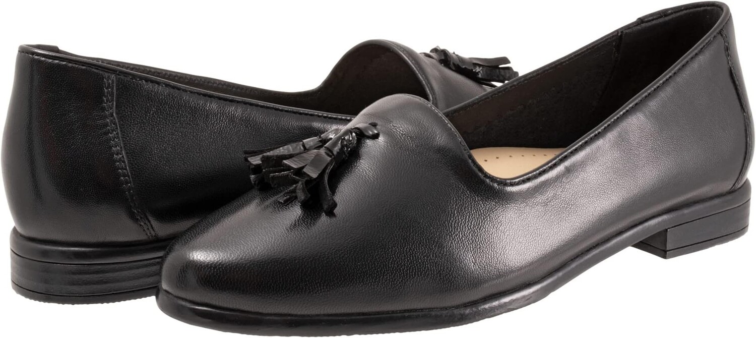 

Туфли на плоской подошве Trotters Liz Tassel, цвет Black Smooth