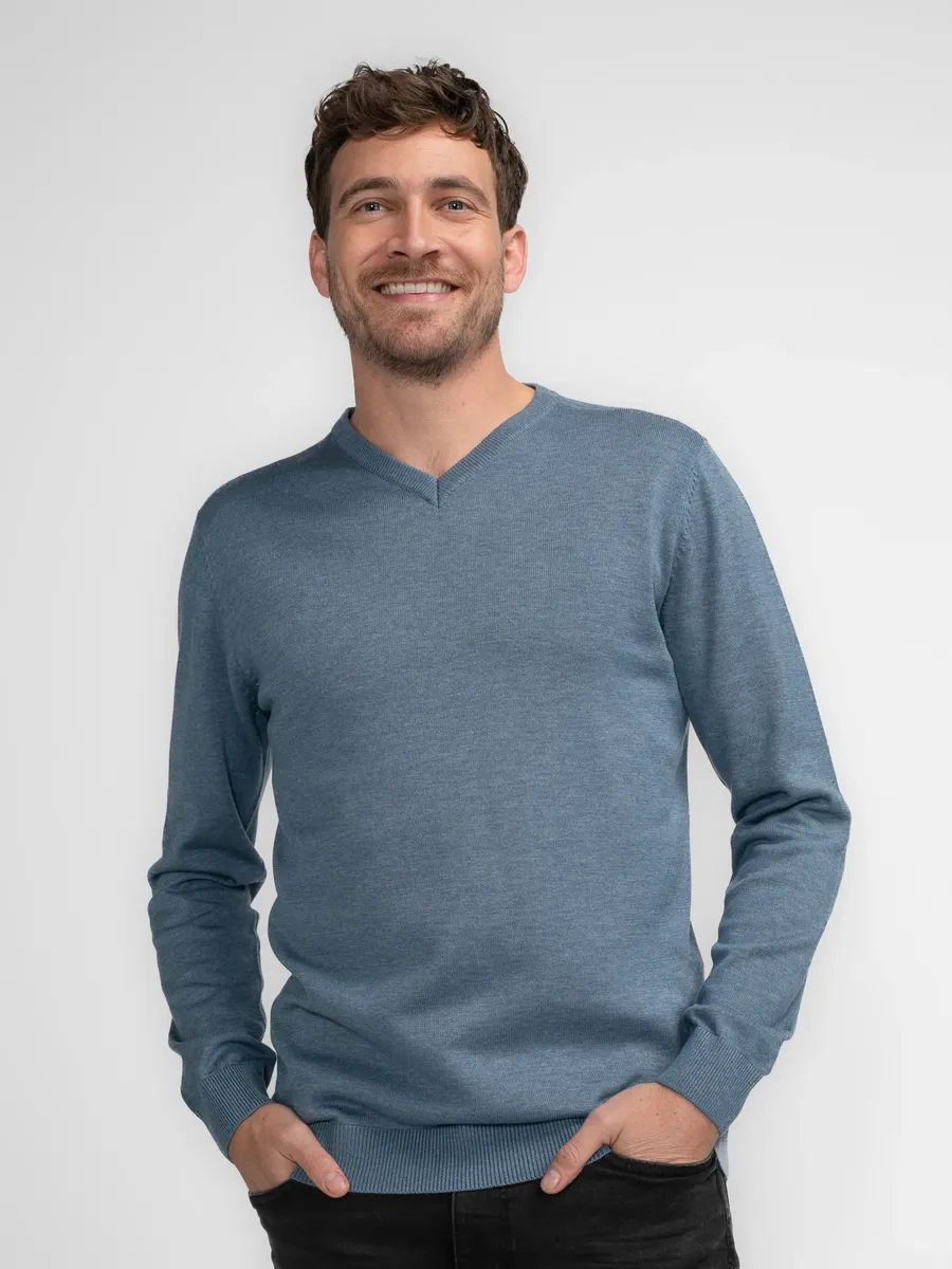

Свитер Petrol Industries с V-образным вырезом "Мужской трикотаж V-Neck Basic", цвет Light Shadow