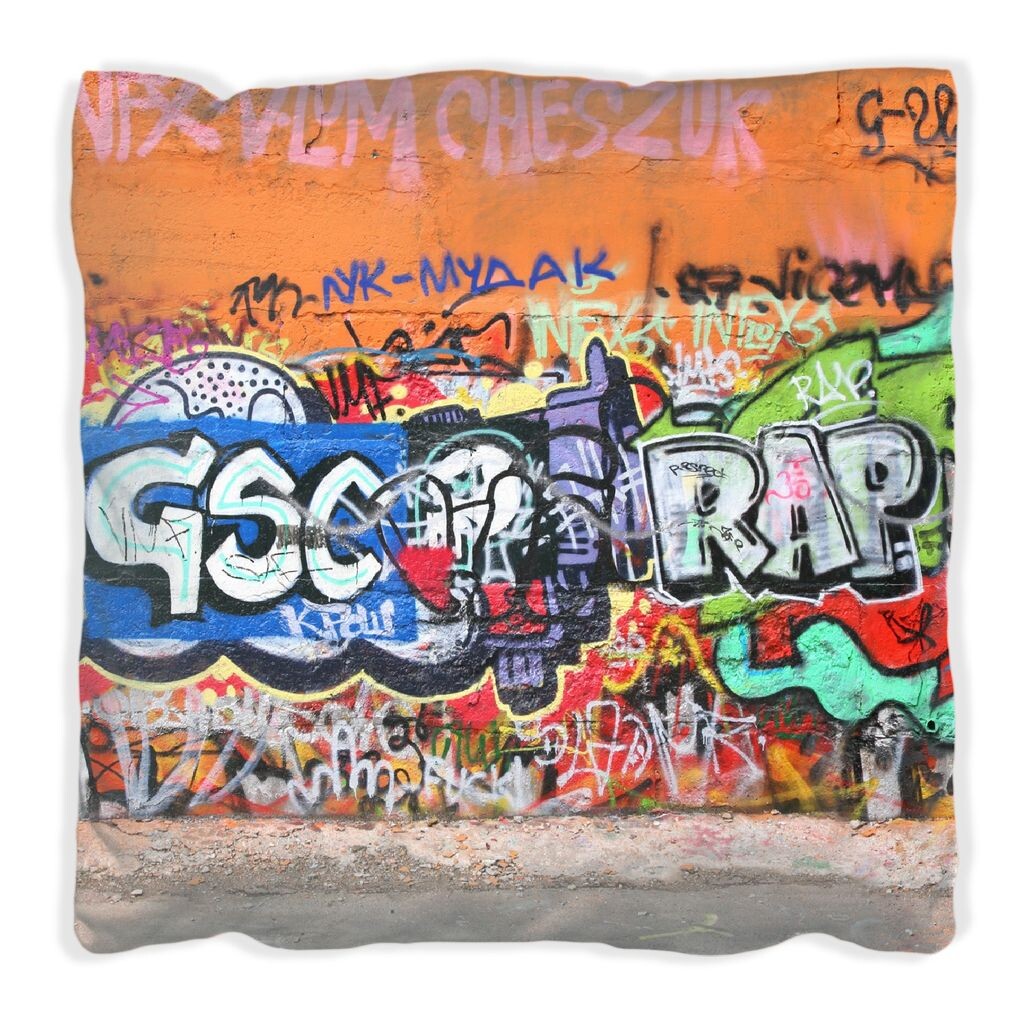 

Подушка Wallario Premium, мягкая поверхность, с настенным рисунком граффити RAP с различными бирками, размер: 40 x 40 см, с белой спинкой