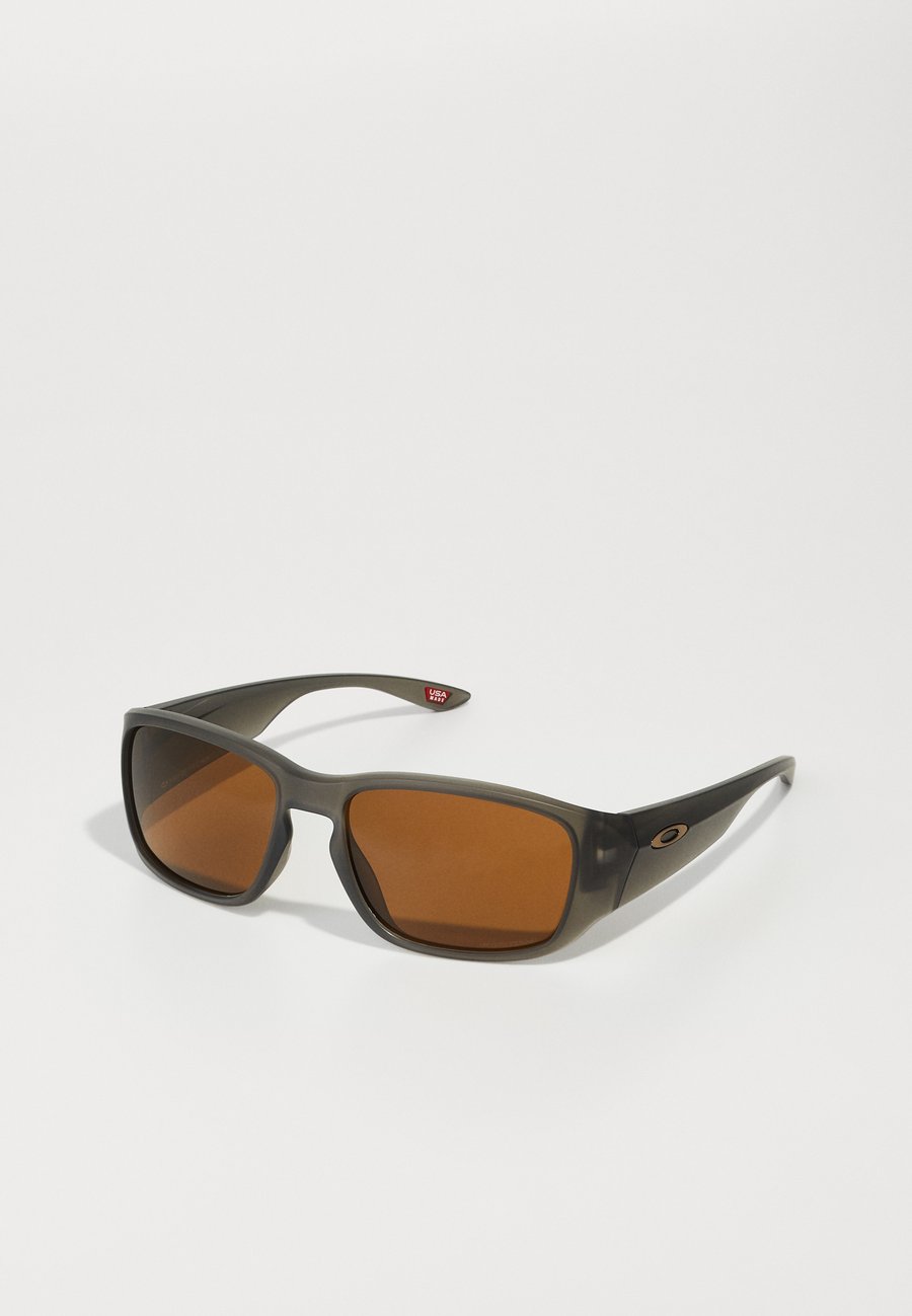 

Солнцезащитные очки Oakley TOURNIQUET UNISEX, Grey Smoke/Grey