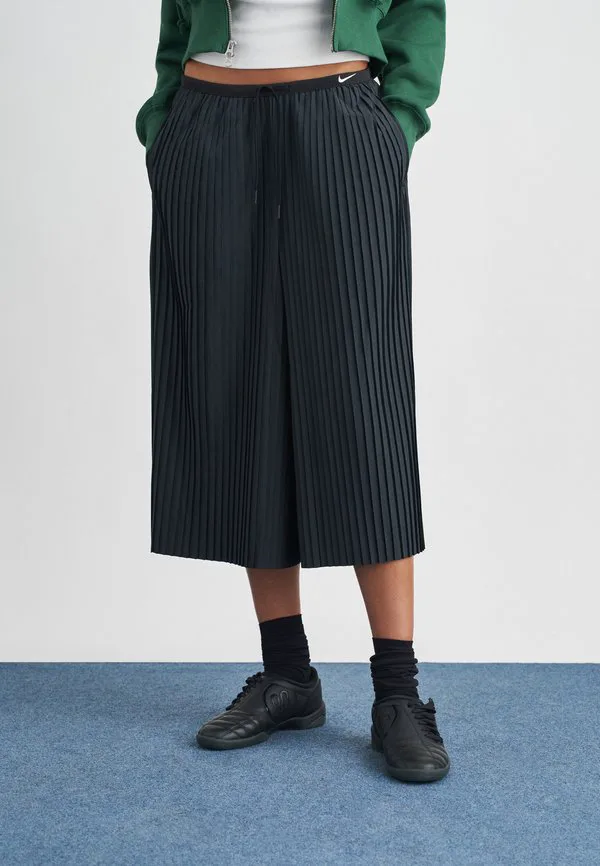 Брюки-Кюлоты со складками Nike Sportswear, Black