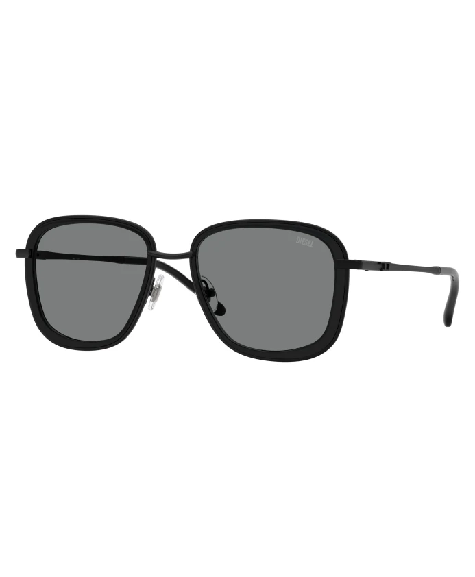

Стильные солнцезащитные очки с цветовой кодировкой Diesel, черный