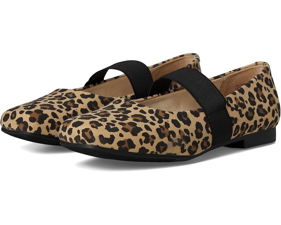 

Туфли на плоской подошве Cliffs by White Mountain Besimi, цвет Natural/El-Print/Fabric
