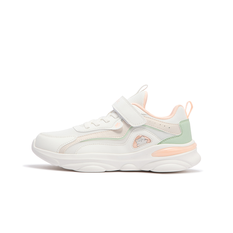 

Коллекция Campus. Низкие повседневные кроссовки из износостойкой ткани для детей. XTEP, белый