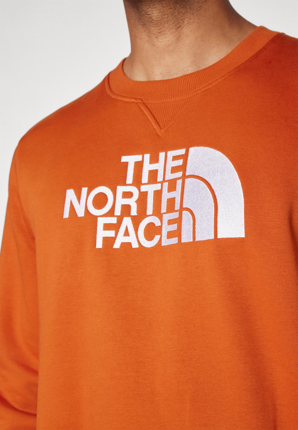 

Толстовка DREW PEAK CREW The North Face, коричневый