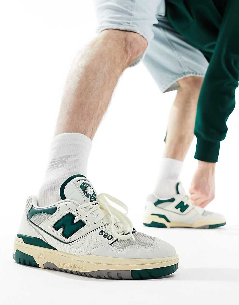 

Белые кроссовки New Balance 550 с зелено-серыми деталями, Зеленый, Белые кроссовки New Balance 550 с зелено-серыми деталями