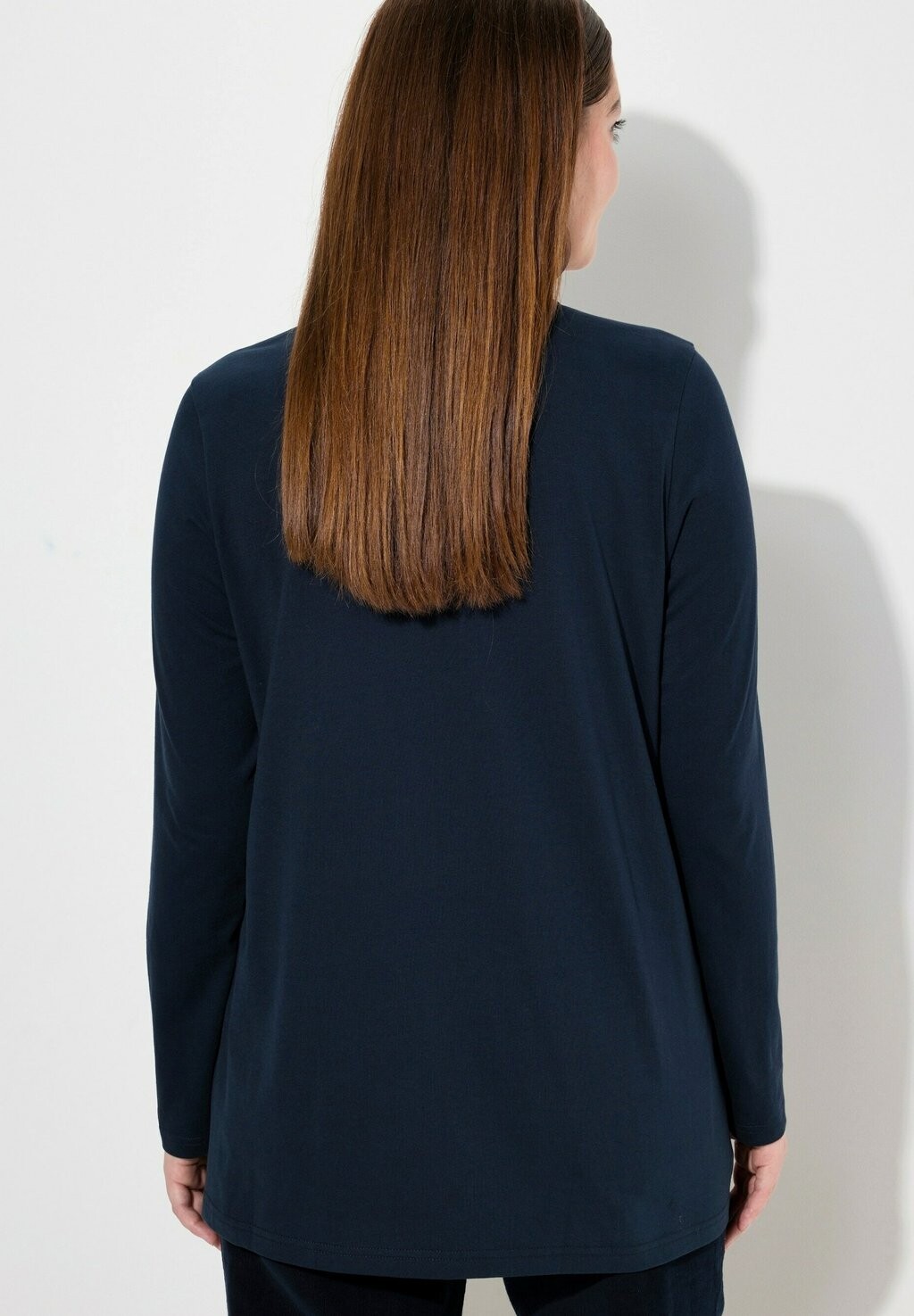 

Топ с длинными рукавами DRAPED NECKLINE Ulla Popken, темно-синий