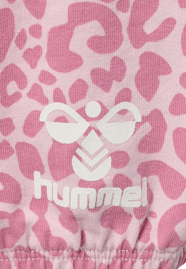 Спортивные шорты dream it Hummel, Parfait Pink — фото 3