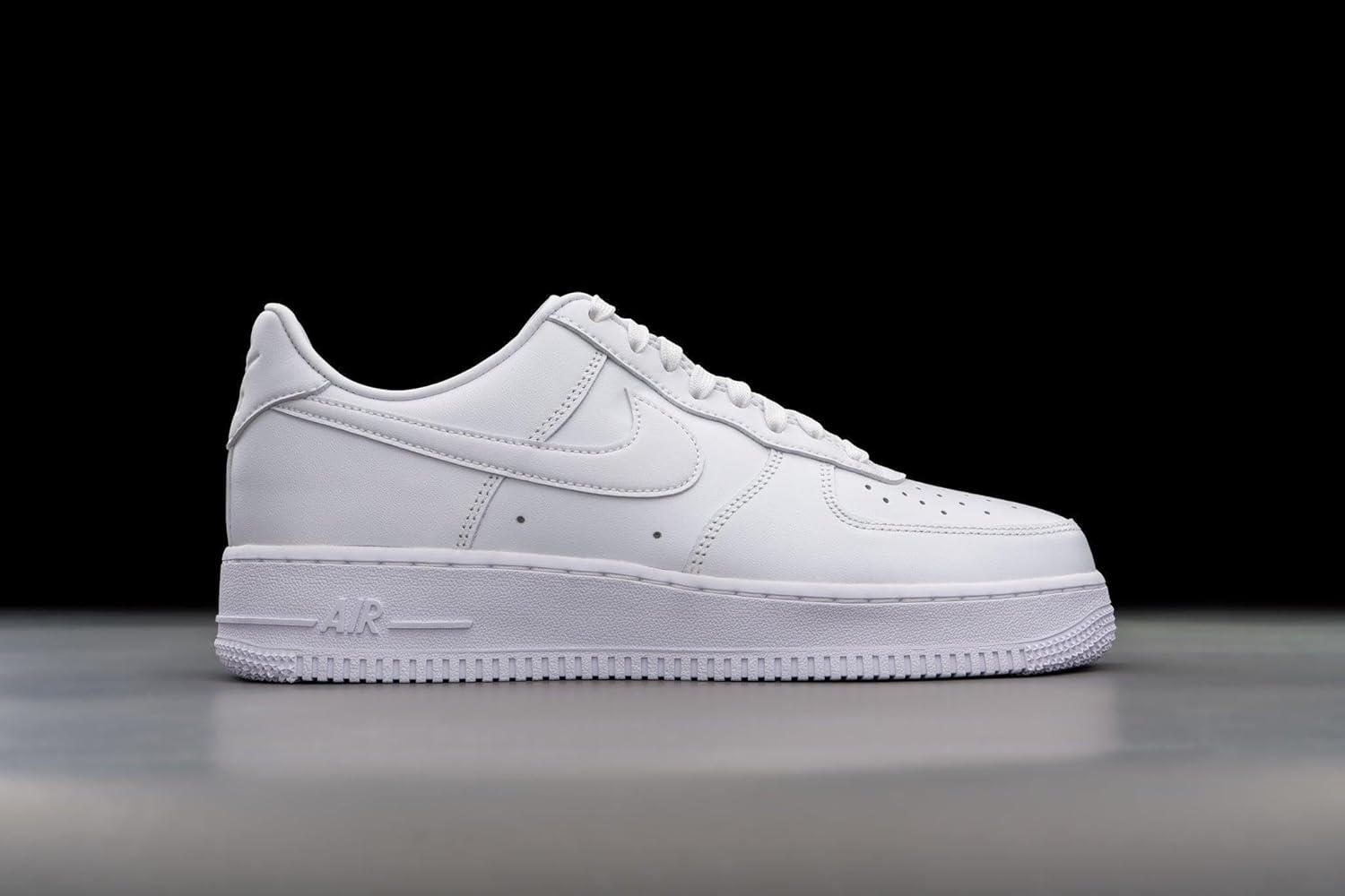 Нижние кроссовки Nike Men's Air Force 1, белый — фото 2
