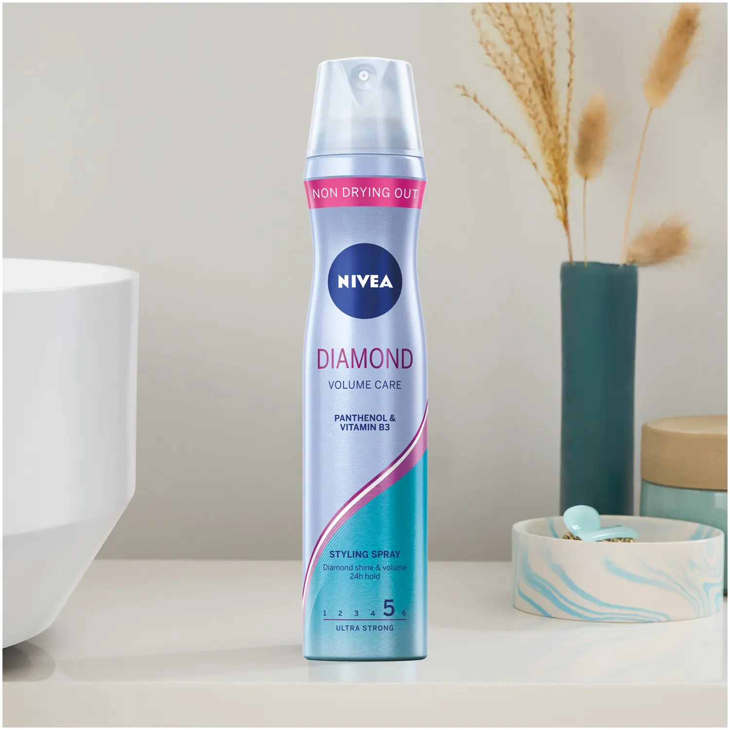 Ультрасильный блестящий лак для волос Nivea Diamond Volume Care, 250 мл — фото 4
