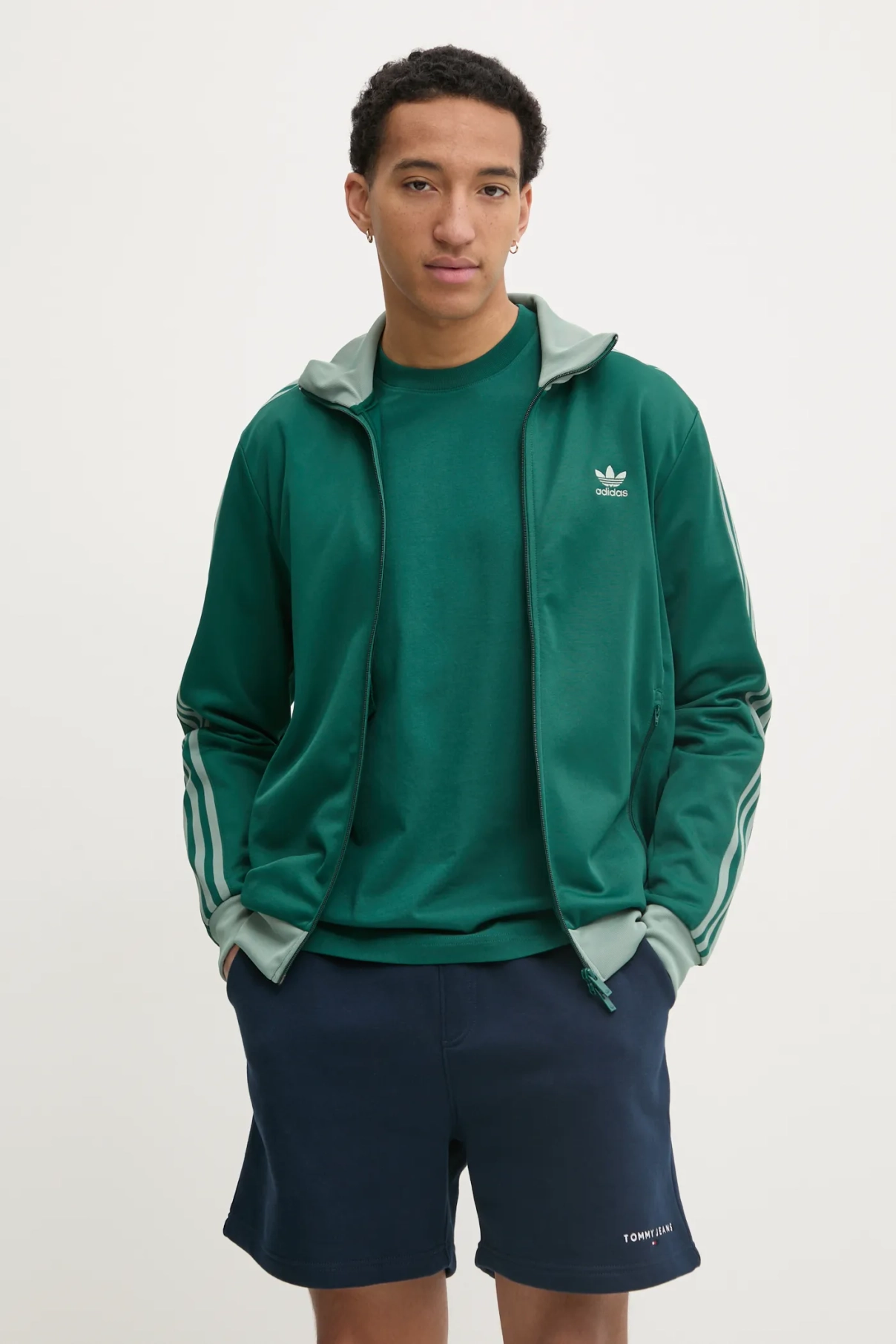 

Толстовка CLASSIC TT adidas Originals, зеленый