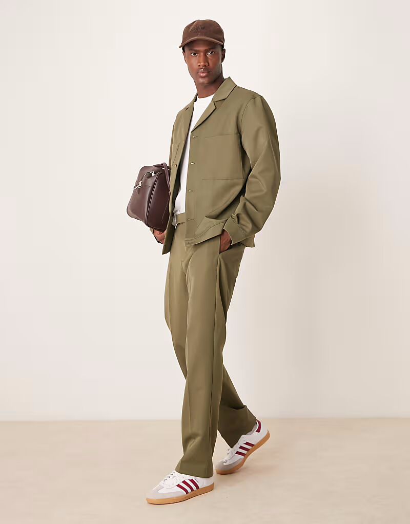 

Строгие прямые брюки темно-зеленого цвета с эластичной талией Asos Design