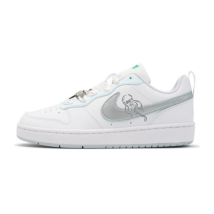 

Детские кроссовки для скейтбординга Court Borough GS Low-top Silver Blue Nike, белый