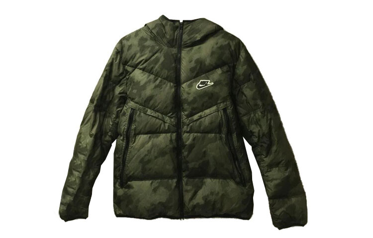 

Пуховик мужской зеленый Nike, зеленый
